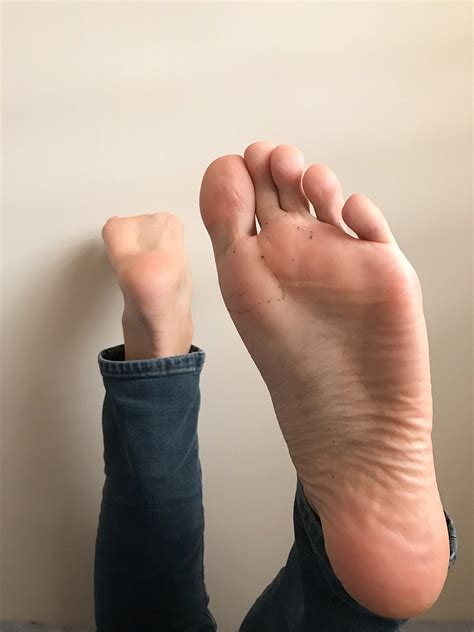 Feet Cams Live in Free Foot Fetish Sex Chat @ Camsoda